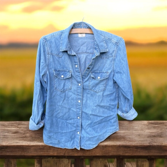 Gap pearl button snap cotton shirt - Picture 1 of 6